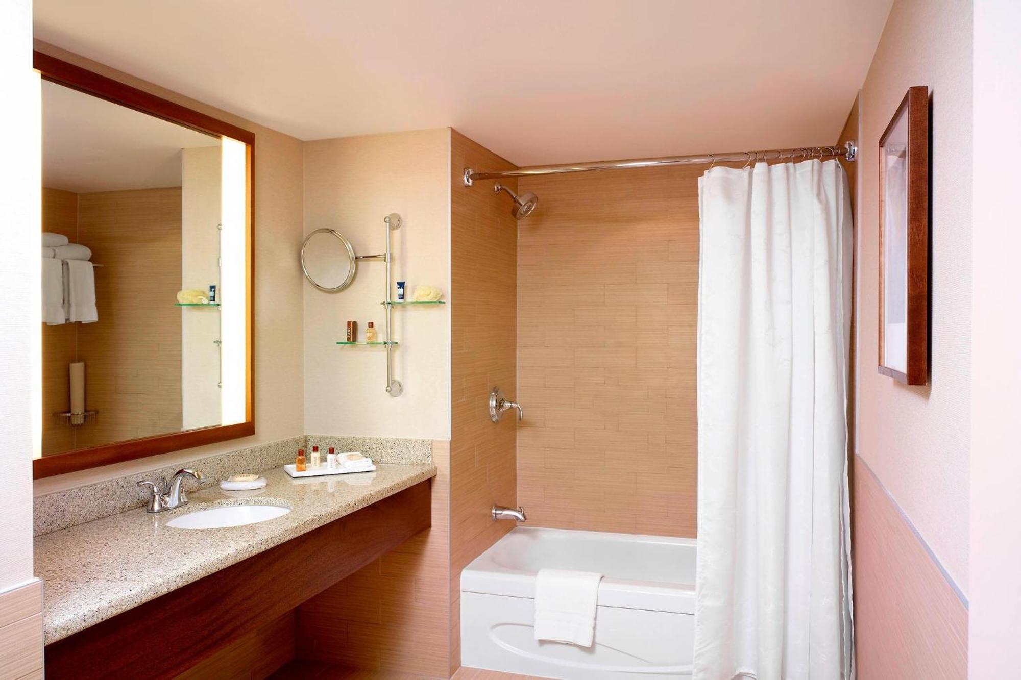 Sheraton Vancouver Airport Hotel Richmond Eksteriør billede